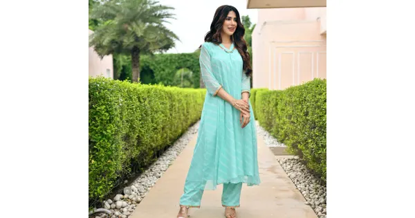Navratri Outfits 2025
